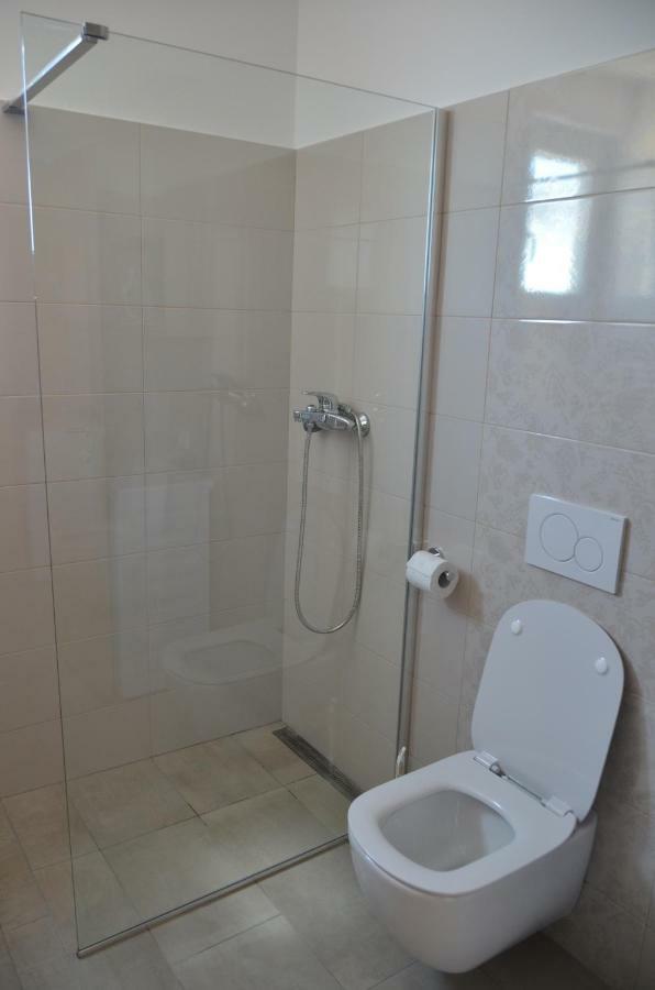 Garden View Apartments 안카란 외부 사진